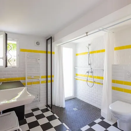 Maison Foncillon-chay Classee Pmr Casa de Férias *