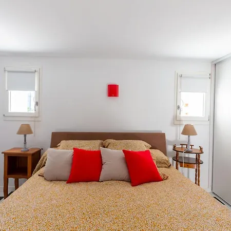 Holiday home Maison Foncillon-chay Classee Pmr *