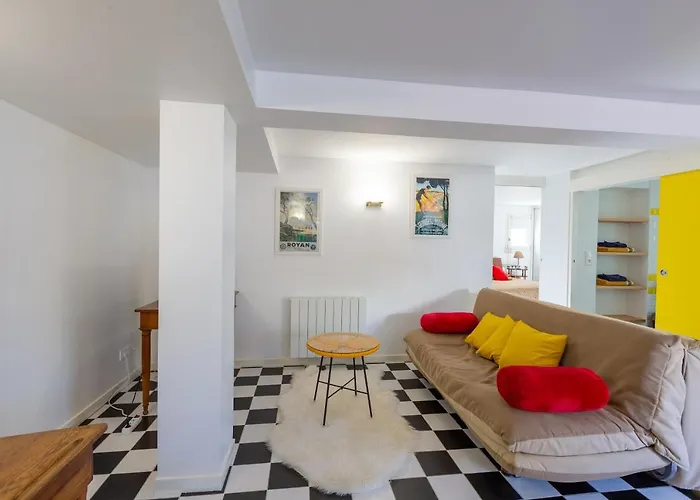 Maison Foncillon-chay Classee Pmr * Руаян